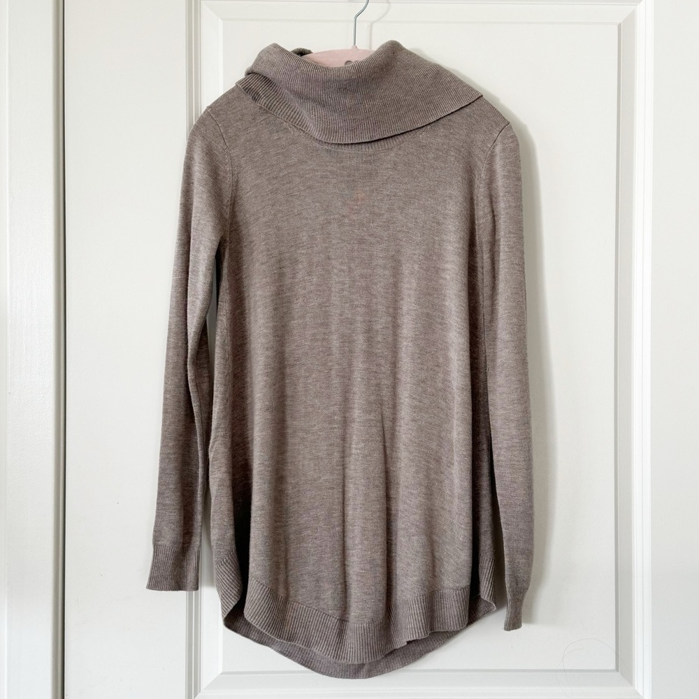 Magaschoni Cashmere Blend Cowlneck Long Sleeve Knit Sweater